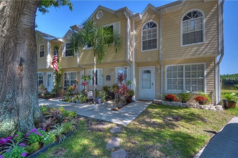 Picture of 8556 J R Manor Dr, Tampa, FL | Town N Country | Hillsborough County