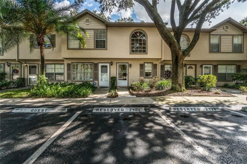 Picture of 2126 Fletchers Point Cir, Tampa, FL | Lake Magdalene | Hillsborough County