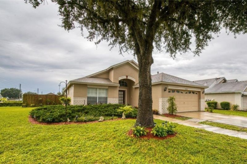 Picture of 24542 Landing Dr, Lutz, FL | Charlotte County